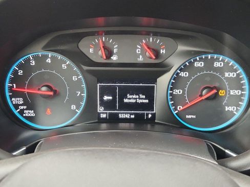 Used 2018 Chevrolet Equinox LT FWD image 25