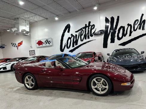 Used 2003 Chevrolet Corvette Convertible w/ Preferred Equipment Group1 RWD image 10