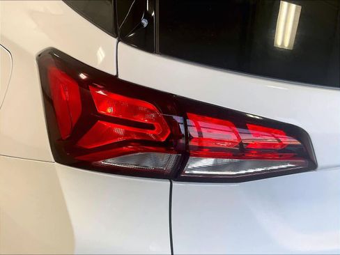 Used 2022 Chevrolet Equinox LT image 33