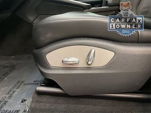 Used 2021 Porsche Macan image 20