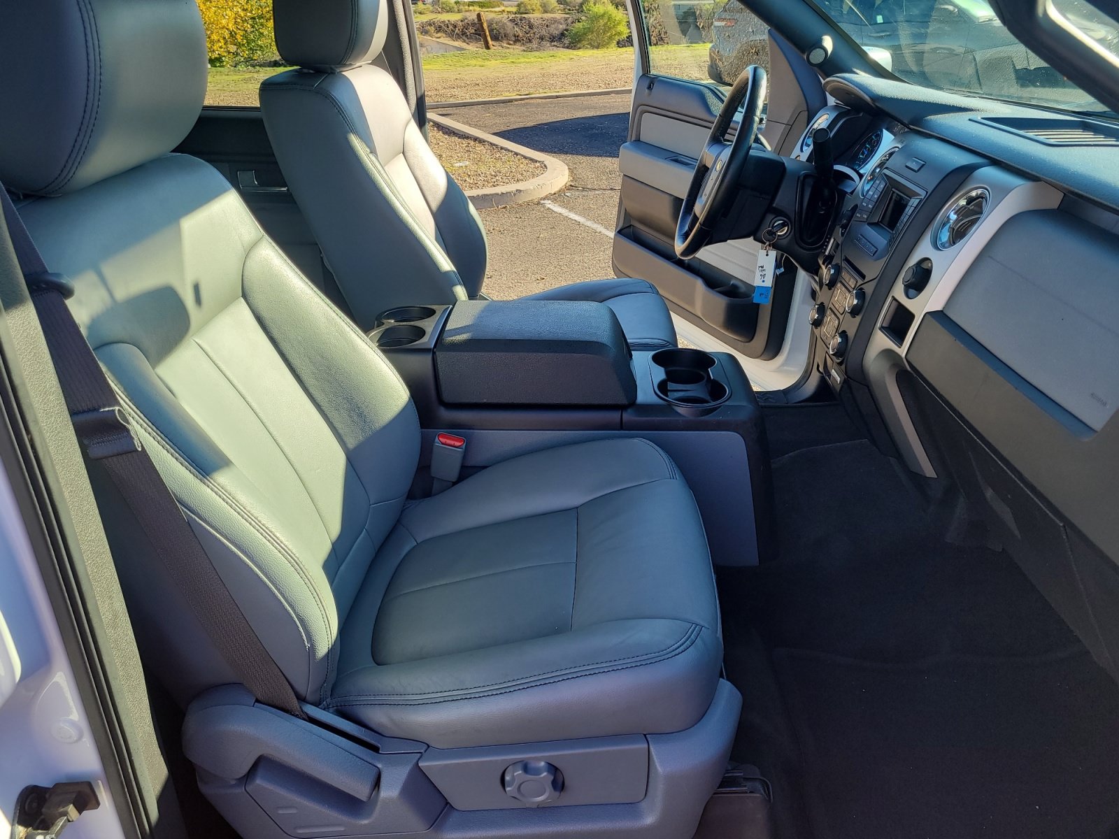 Used 2014 Ford F150 XLT w/ Equipment Group 302A Luxury AWD/4WD image 19