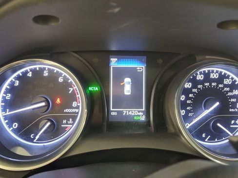 Used 2020 Toyota Camry SE w/ Audio Package image 11