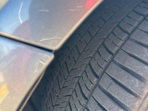 Used 2021 Toyota Corolla LE image 21