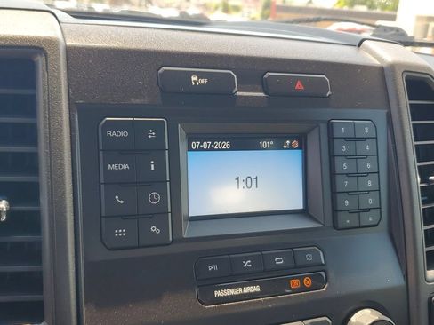 Used 2020 Ford F550 4x4 Crew Cab Super Duty image 24
