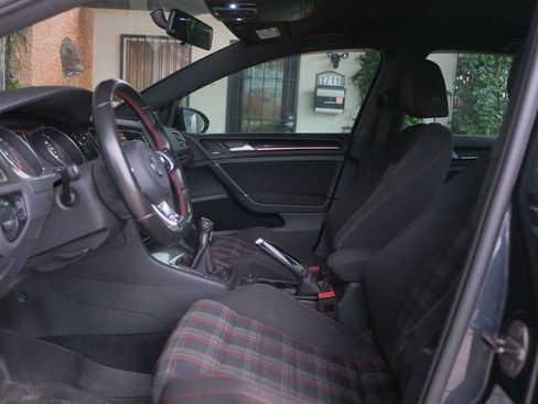 Used 2017 Volkswagen GTI Sport image 13