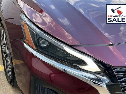 Used 2025 Nissan Altima 2.5 SV image 26