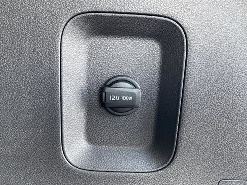 New 2026 Kia Carnival EX image 18