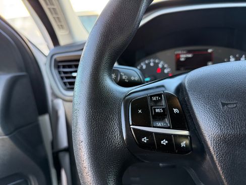 Used 2022 Ford Escape SE FWD image 17