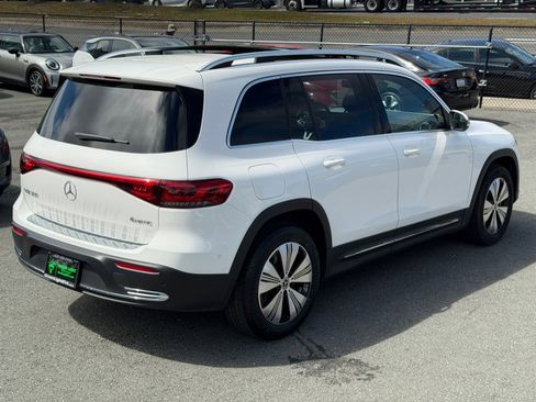 Used 2023 Mercedes-Benz EQB 300 4MATIC image 5