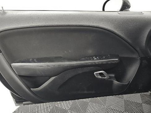 Used 2016 Dodge Challenger R/T image 18