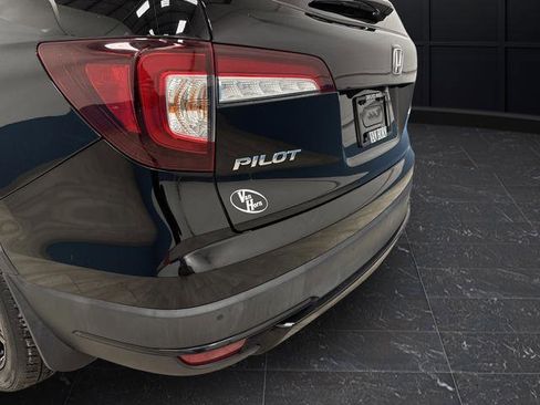Used 2020 Honda Pilot Black Edition image 36