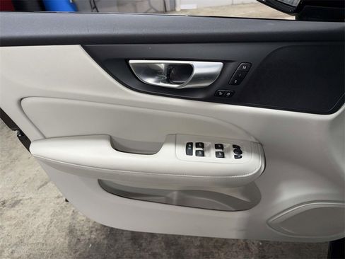 Used 2024 Volvo S60 T8 Plus w/ Protection Package Premier image 19