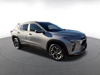 Used 2025 Chevrolet Trax LT video 2