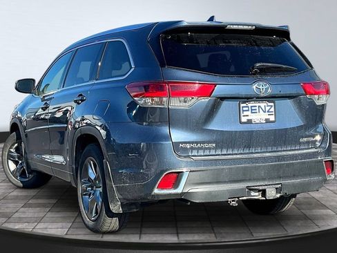Used 2017 Toyota Highlander Limited Platinum w/ Protection Package #3 AWD/4WD image 4