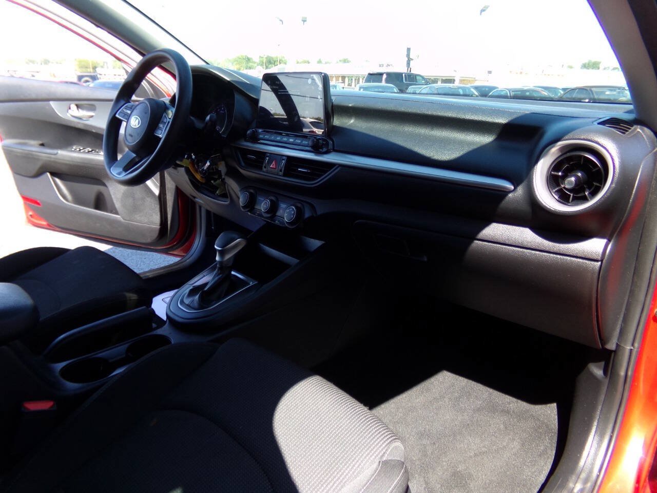 Used 2021 Kia Forte LXS FWD image 37
