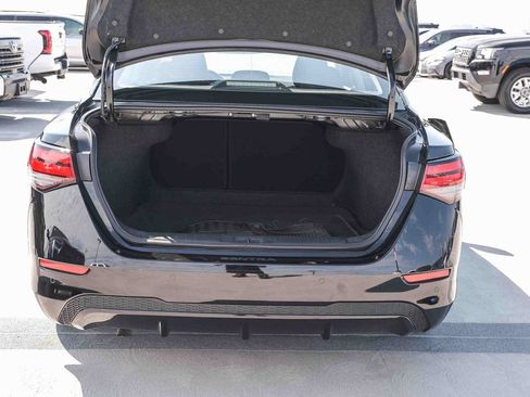Used 2025 Nissan Sentra SV FWD image 28