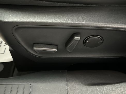Used 2024 Ford Escape ST-Line w/ Tech Pack #1 AWD/4WD image 22