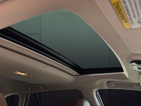 Used 2022 Subaru Outback Touring image 26