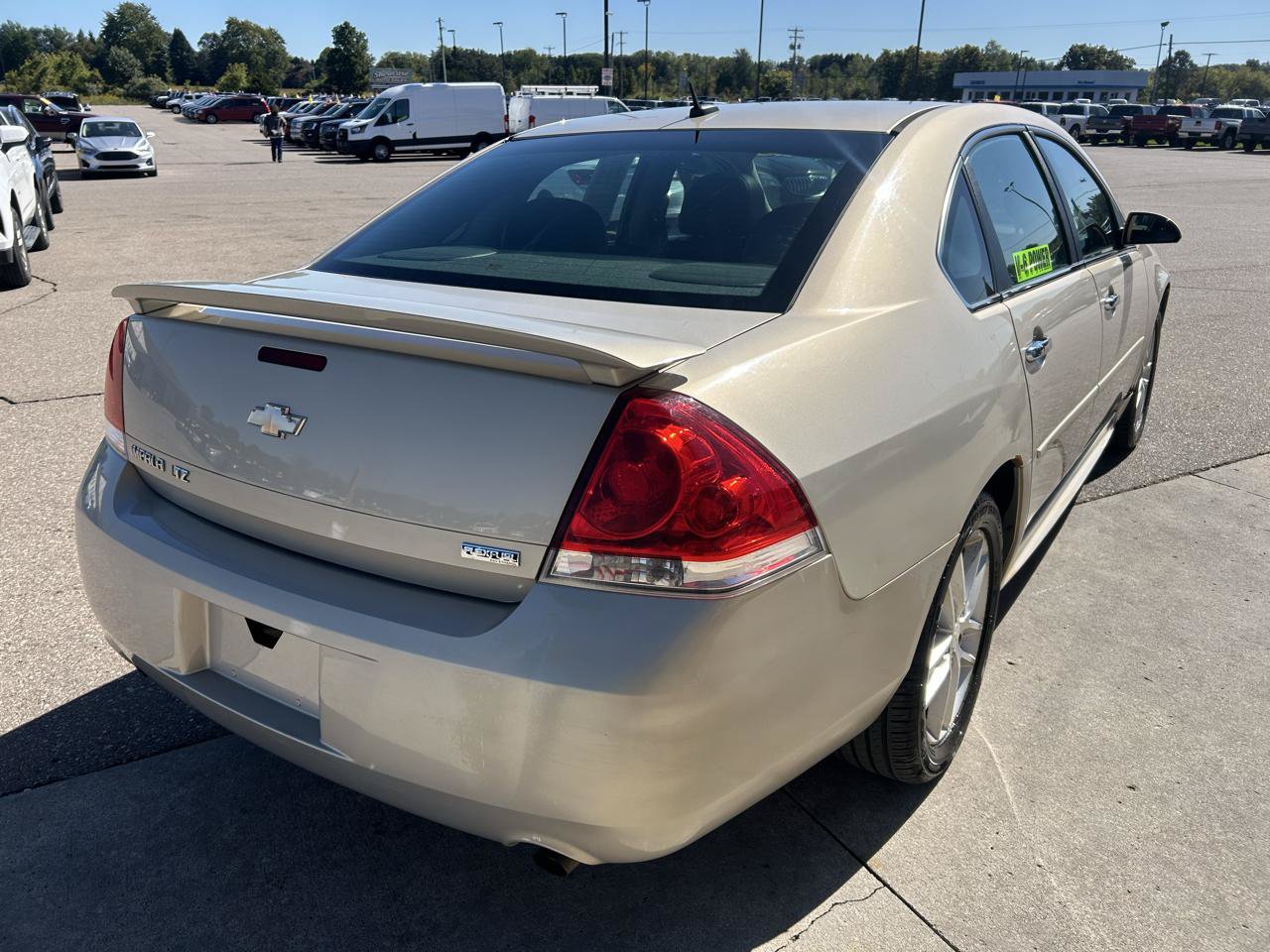Used 2012 Chevrolet Impala LTZ FWD image 5