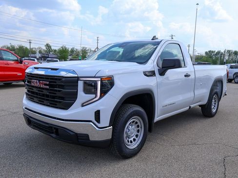 New 2026 GMC Sierra 1500 Pro AWD/4WD image 19