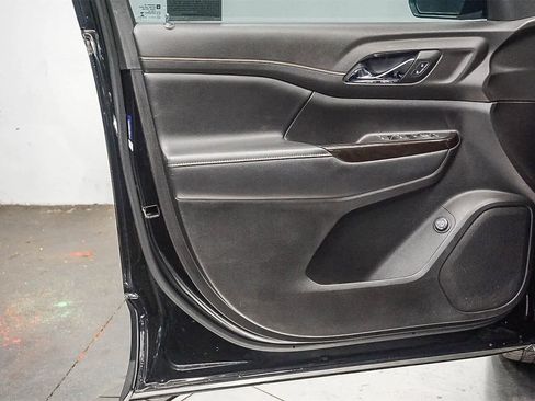 Used 2020 GMC Acadia AT4 image 21