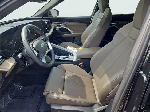 Certified 2025 Audi Q5 Premium Plus w/ Premium Plus AWD/4WD image 35