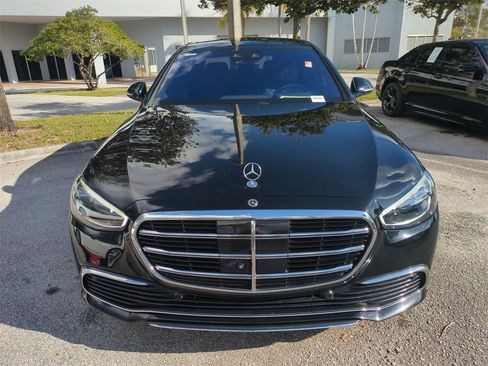 Used 2022 Mercedes-Benz S 580 S 580 w/ Rear Seat Package image 3