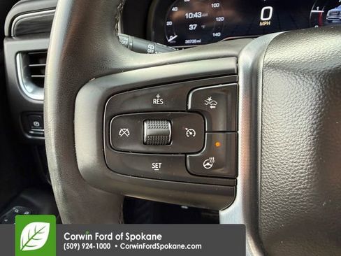 Used 2024 GMC Yukon XL SLT image 25