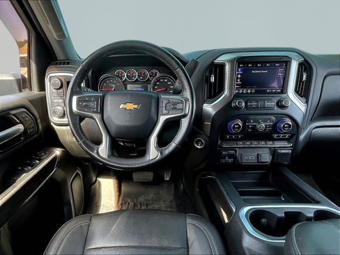 Used 2022 Chevrolet Silverado 2500 LTZ w/ LTZ Plus Package AWD/4WD image 9