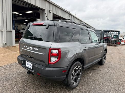 Used 2022 Ford Bronco Sport Outer Banks w/ Tech Package AWD/4WD image 4
