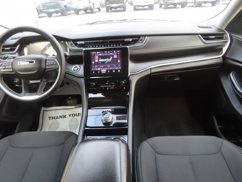 Used 2023 Jeep Grand Cherokee L Laredo w/ Luxury Tech Group I AWD/4WD image 25