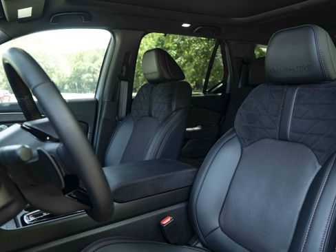Used 2026 Honda Pilot Black Edition image 17