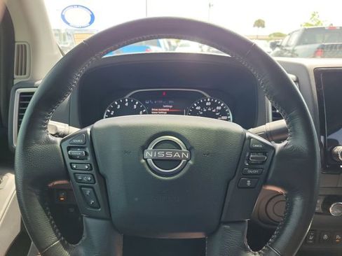 Used 2022 Nissan Frontier SV RWD image 20