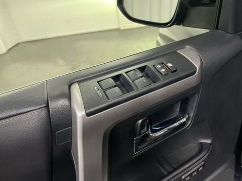 Used 2023 Toyota 4Runner Limited AWD/4WD image 24