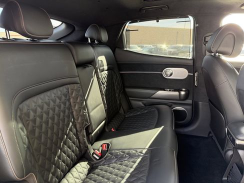 Used 2023 Genesis GV60 Performance image 41