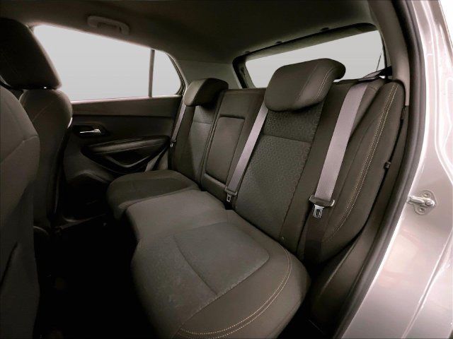Used 2018 Chevrolet Trax LS AWD/4WD image 25