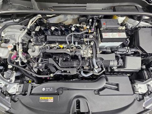 Used 2024 Toyota Corolla SE image 15