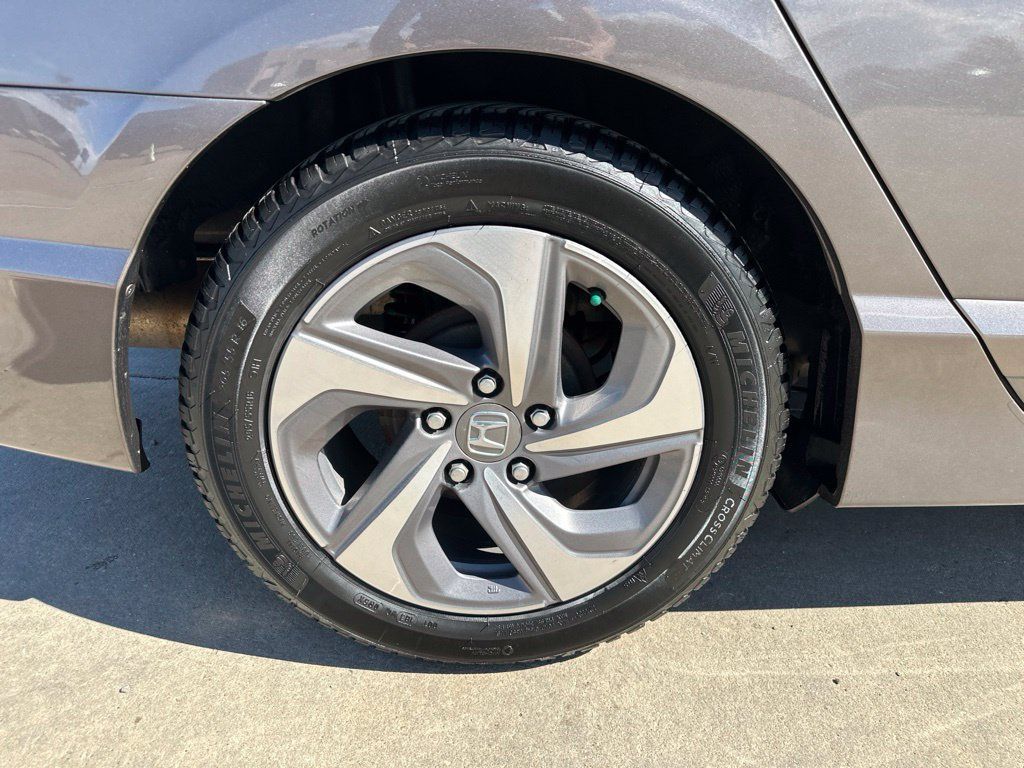 Used 2010 Honda Civic LX image 39
