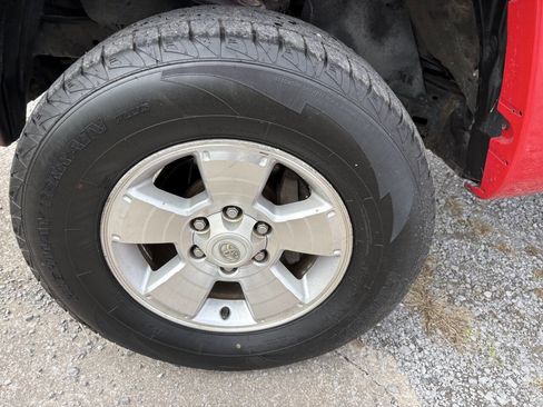 Used 2007 Toyota Tacoma PreRunner image 10