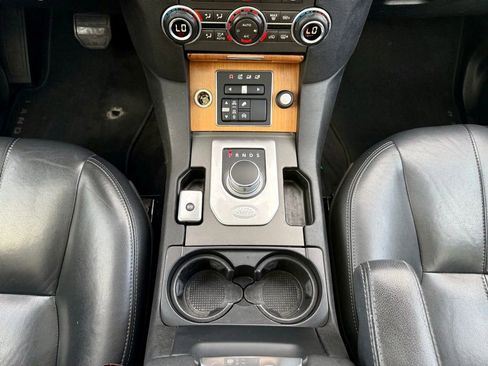 Used 2015 Land Rover LR4 HSE image 18