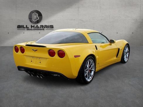 Used 2009 Chevrolet Corvette Z06 w/ Preferred Equipment Group RWD image 6