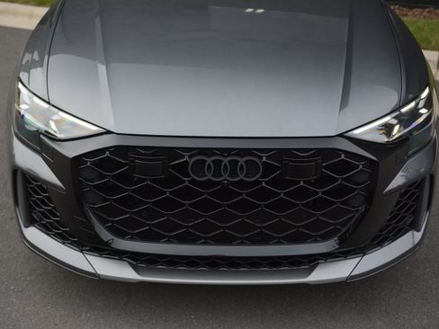 Used 2025 Audi RS Q8 performance AWD/4WD image 37