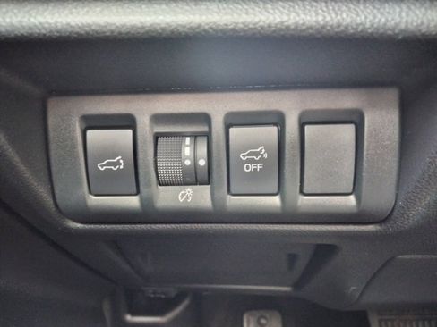 Used 2023 Subaru Outback Limited image 31