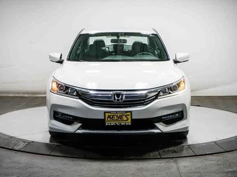 Used 2016 Honda Accord Sport image 6