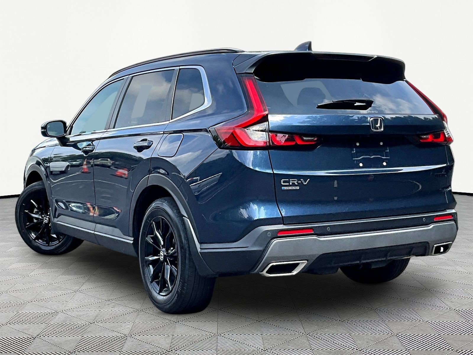 Certified 2024 Honda CR-V Sport-L image 4