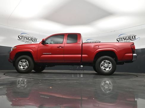Used 2022 Toyota Tacoma SR5 RWD image 29