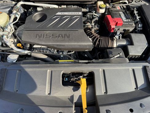 Used 2023 Nissan Rogue SV image 24