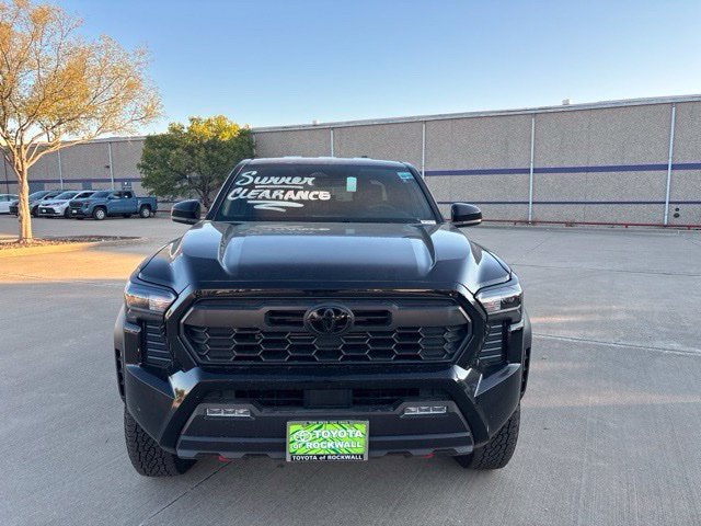 Used 2026 Toyota Tacoma TRD Off-Road AWD/4WD image 2