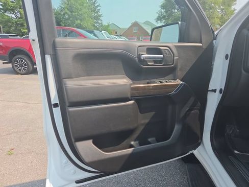 Certified 2022 Chevrolet Silverado 1500 RST w/ Safety Package AWD/4WD image 11