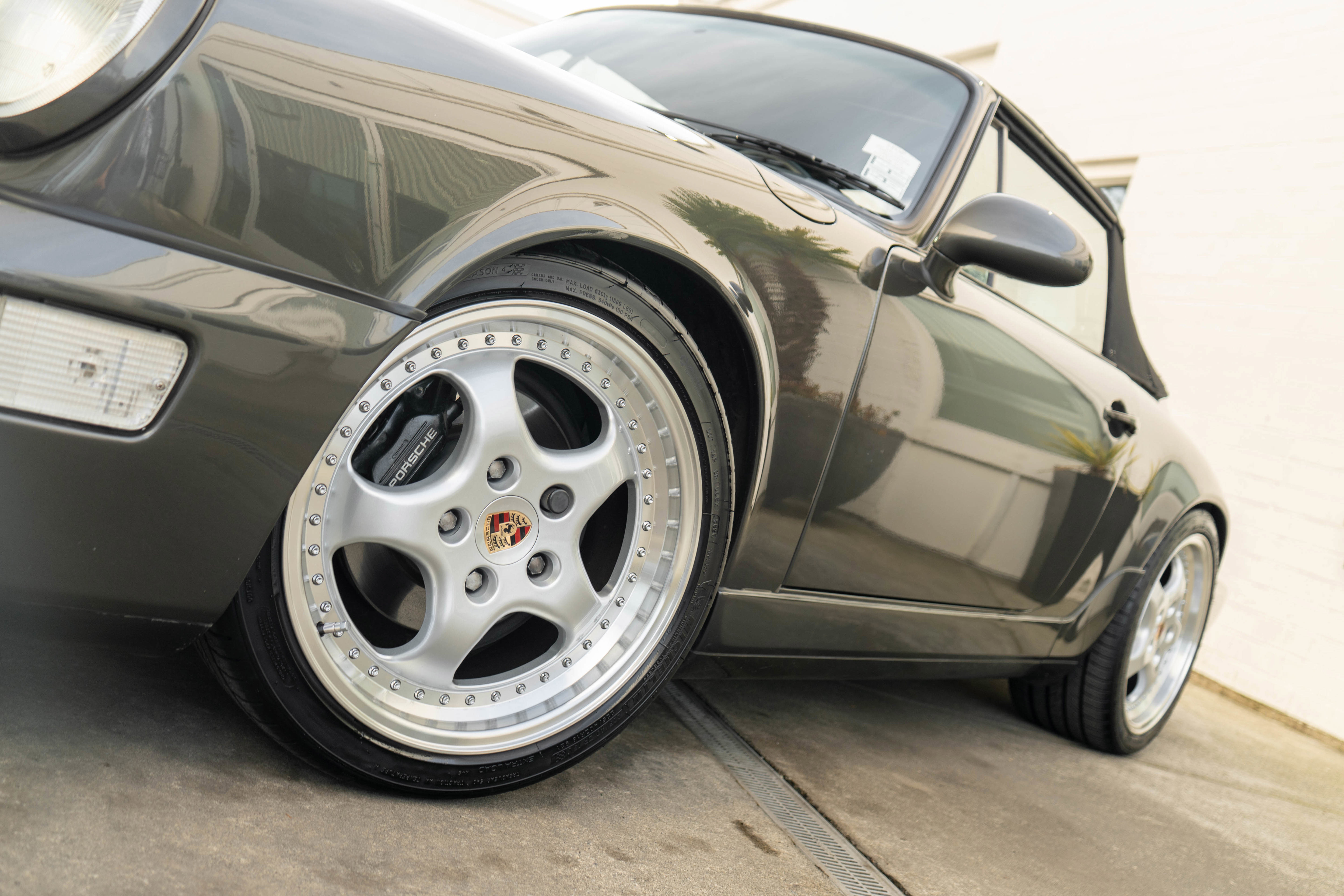 Used 1992 Porsche 911 Carrera RWD image 5